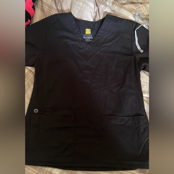 Wonder wink scrub set - Picture 3 of 3